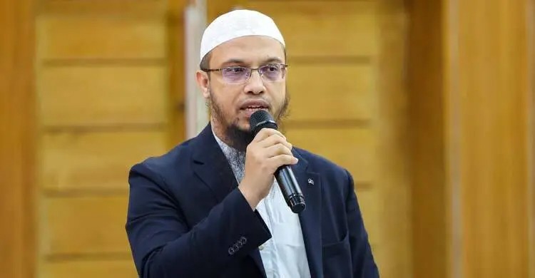 ভূমিকম্প নিয়ে যা বললেন শায়খ আহমাদুল্লাহ