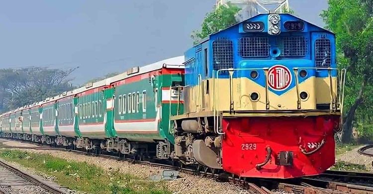 ঈদে ঘরমুখী যাত্রীদের জন্য ১০ জোড়া স্পেশাল ট্রেন, কোন রুটে কখন চলবে জেনে নিন