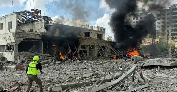 লেবাননে ইসরায়েলি হামলায় ১৩ নিরাপত্তা সদস্য নিহত, উত্তেজনা বাড়ছে মধ্যপ্রাচ্যে