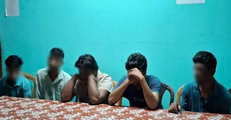 হোস্টেলে সমকামিতা: গে-কমিটির প্রধানসহ ৪ মেডিকেল শিক্ষার্থী ধরা